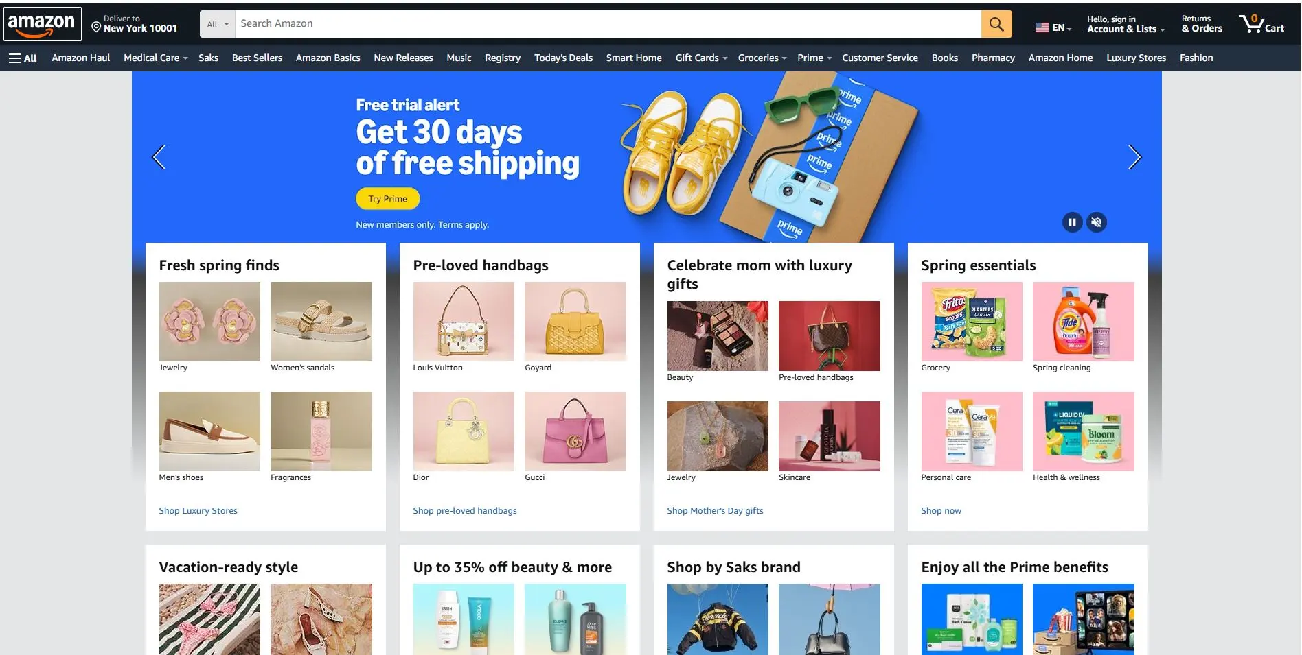 Amazon homepage featuring a blue banner offering a 30-day free Prime shipping trial